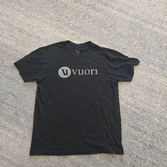 Vuori logo Wordmark T-Shirt Men's Medium Gray - Picture 1 of 6